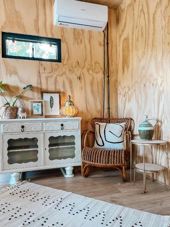 Elysian Fields - The Island Tiny House Bed and Breakfast Sadu Εξωτερικό φωτογραφία