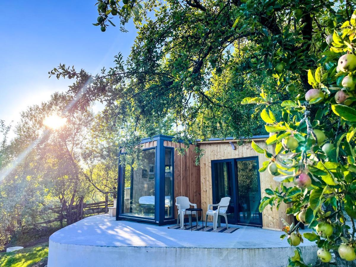 Elysian Fields - The Island Tiny House Bed and Breakfast Sadu Εξωτερικό φωτογραφία